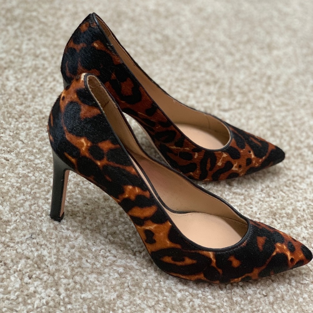 Antonio Melani Pumps